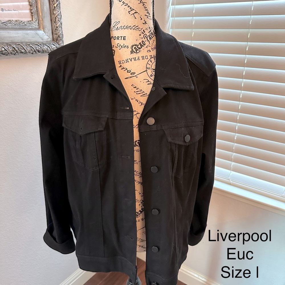 NWOT Black Liverpool knit jacket.